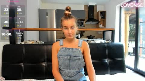 Eliz                               online show from October 23, 2025, 8:57 am