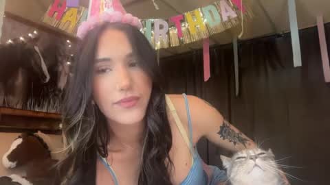 Ella online show from April 23, 2026, 2:19 pm
