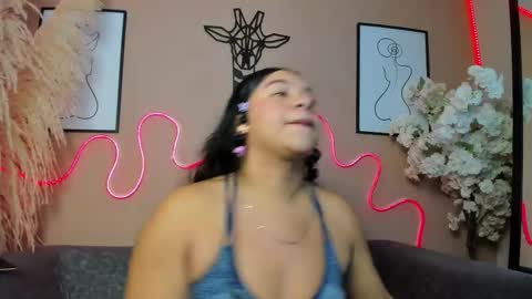 Ella online show from November 23, 2025, 12:16 pm