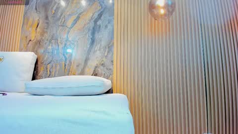 ella harper online show from February 28, 2025, 5:26 am