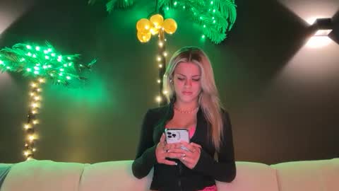 Ella online show from January 12, 2026, 5:56 am