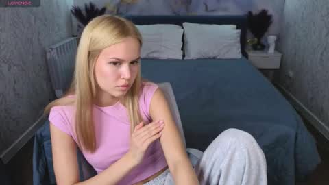 Ella online show from March 3, 2026, 9:26 am