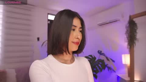 Snapshot of ella_owen chatting on May 11, 2026, 7:11 pm ELLA OWEN online show from May 11, 2026, 7:11 pm