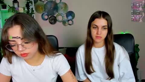 Ella online show from April 18, 2026, 9:35 am