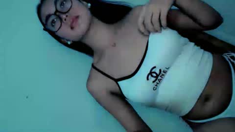 Snapshot of ella_walkerxxx chatting on June 10, 2026, 3:44 pm ella_walkerxxx online show from June 10, 2026, 3:44 pm