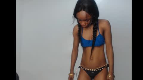 ella online show from November 21, 2025, 5:39 am