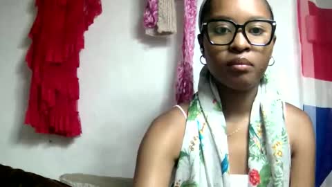 ellah245 online show from February 9, 2026, 12:25 am