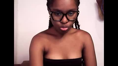 ellah245 online show from March 2, 2026, 10:55 am