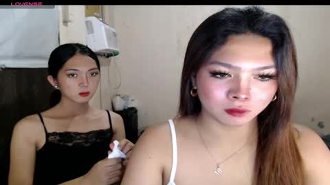 Snapshot of ellah_raj chatting on December 2, 2025, 4:51 am ELLAH online show from December 2, 2025, 4:51 am