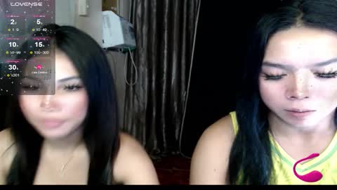 Snapshot of ellah_raj chatting on December 15, 2025, 7:45 am ELLAH online show from December 15, 2025, 7:45 am