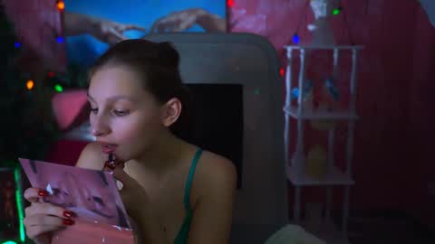 Ella online show from January 4, 2025, 7:34 am