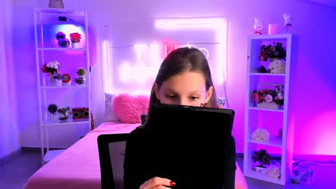 Ella online show from January 29, 2025, 12:35 pm