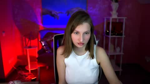 Ella online show from April 25, 2026, 2:14 pm