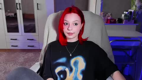 ellales online show from April 21, 2026, 8:42 am