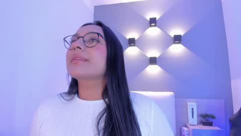 Ella online show from December 27, 2024, 4:15 am