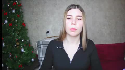 Snapshot of ellanuar chatting on January 13, 2025, 5:01 am EllaNuar online show from January 13, 2025, 5:01 am