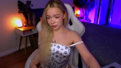 Ella online show from April 11, 2026, 5:45 am