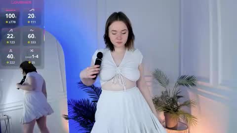 Snapshot of elle_drift chatting on November 21, 2025, 10:58 am elle_drift online show from November 21, 2025, 10:58 am