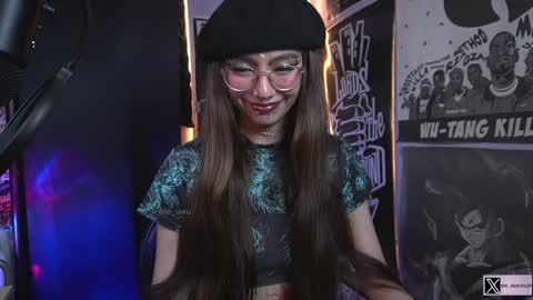 follow me on instagram .    online show from January 31, 2025, 4:36 am