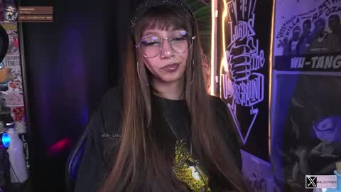 follow me on instagram .    online show from September 28, 2025, 9:31 pm