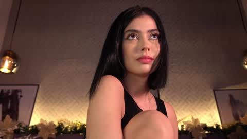 Elle Diane online show from December 28, 2024, 1:18 am