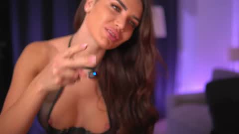 EllenKarter online show from November 5, 2025, 5:51 am