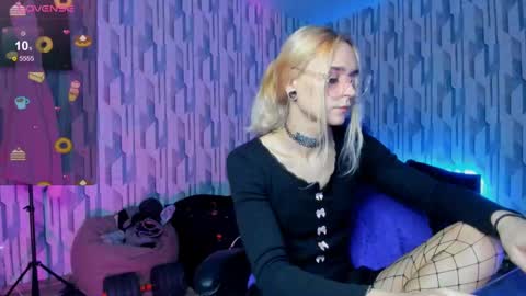 Ellie online show from January 27, 2025, 12:16 pm