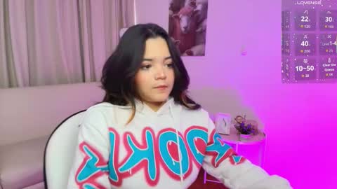 elli_snow online show from October 7, 2025, 12:02 pm