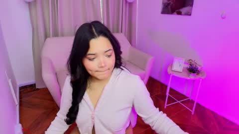 elli_snow online show from October 11, 2025, 12:04 pm