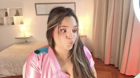 elli_snow online show from December 14, 2025, 8:57 pm
