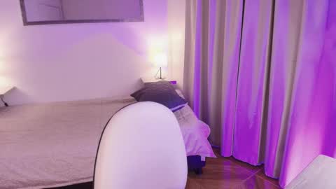 elli_snow online show from January 8, 2026, 3:42 am