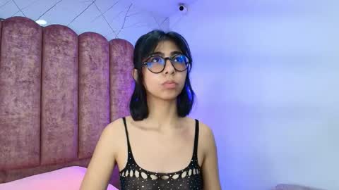 Ellie Bloom online show from January 9, 2026, 6:42 pm