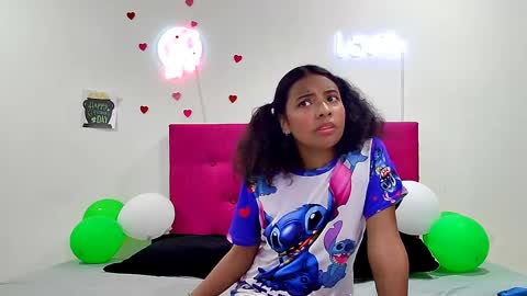 Snapshot of ellie_cute7 chatting on April 4, 2026, 7:22 pm ellie_cute7 online show from April 4, 2026, 7:22 pm