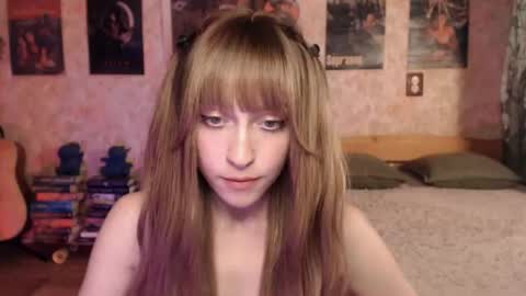 ellie_friendly online show from June 15, 2026, 2:30 pm