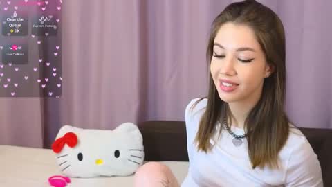 ellie online show from October 1, 2025, 7:42 pm