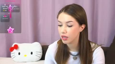 Snapshot of ellie_miller_ chatting on May 1, 2026, 6:56 pm ellie online show from May 1, 2026, 6:56 pm