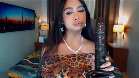 Snapshot of elliecummers chatting on January 9, 2025, 9:16 pm ellie online show from January 9, 2025, 9:16 pm