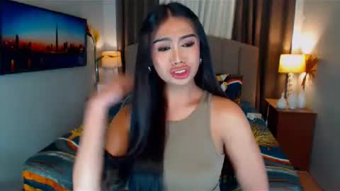 Snapshot of elliecummers chatting on January 12, 2025, 1:00 am ellie online show from January 12, 2025, 1:00 am