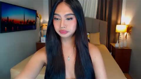 Snapshot of elliecummers chatting on January 17, 2025, 12:53 am ellie online show from January 17, 2025, 12:53 am