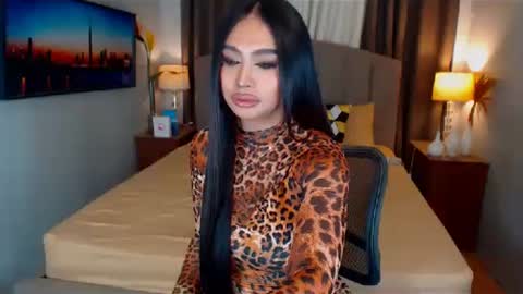 Snapshot of elliecummers chatting on January 25, 2025, 4:24 pm ellie online show from January 25, 2025, 4:24 pm