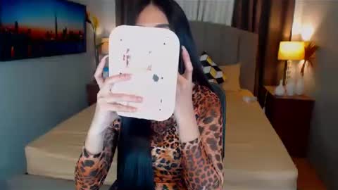 Snapshot of elliecummers chatting on January 27, 2025, 9:33 pm ellie online show from January 27, 2025, 9:33 pm