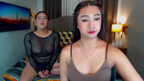 Snapshot of elliecummers chatting on March 8, 2025, 2:34 am ellie online show from March 8, 2025, 2:34 am