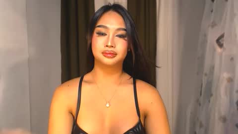 Snapshot of elliecummers chatting on November 22, 2025, 4:39 pm ellie online show from November 22, 2025, 4:39 pm