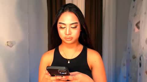 Snapshot of elliecummers chatting on December 1, 2025, 6:57 pm ellie online show from December 1, 2025, 6:57 pm