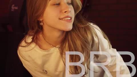 elliecutes online show from March 9, 2025, 11:36 am