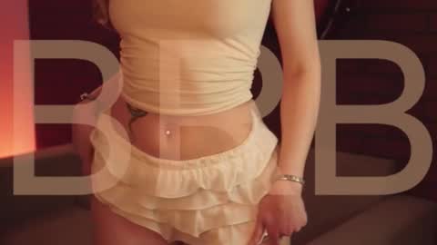 elliecutes online show from November 29, 2025, 8:17 am