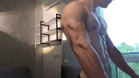 Snapshot of elliot_muscle04 chatting on June 28, 2026, 3:40 pm elliot_muscle04 online show from June 28, 2026, 3:40 pm