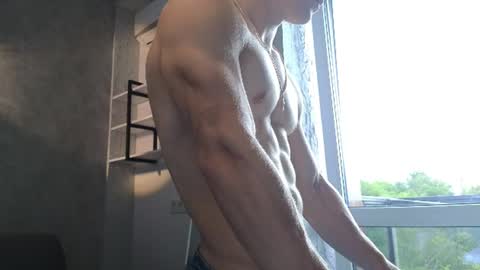 Snapshot of elliot_muscle04 chatting on July 26, 2026, 11:50 am elliot_muscle04 online show from July 26, 2026, 11:50 am