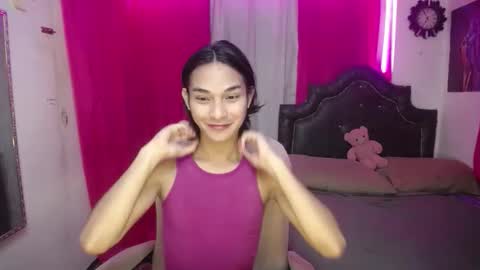 ELLORREY online show from November 4, 2025, 8:57 am