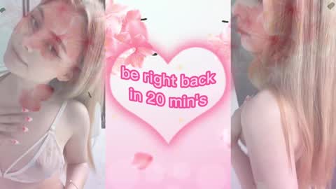 elly_ary online show from December 11, 2024, 9:12 pm